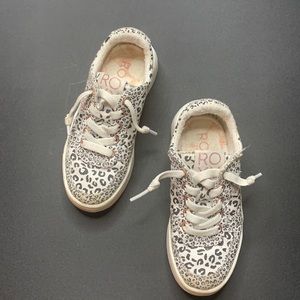 ROXY Girls Cheetah Print Shoe